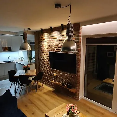 Meta 12 Apartment *